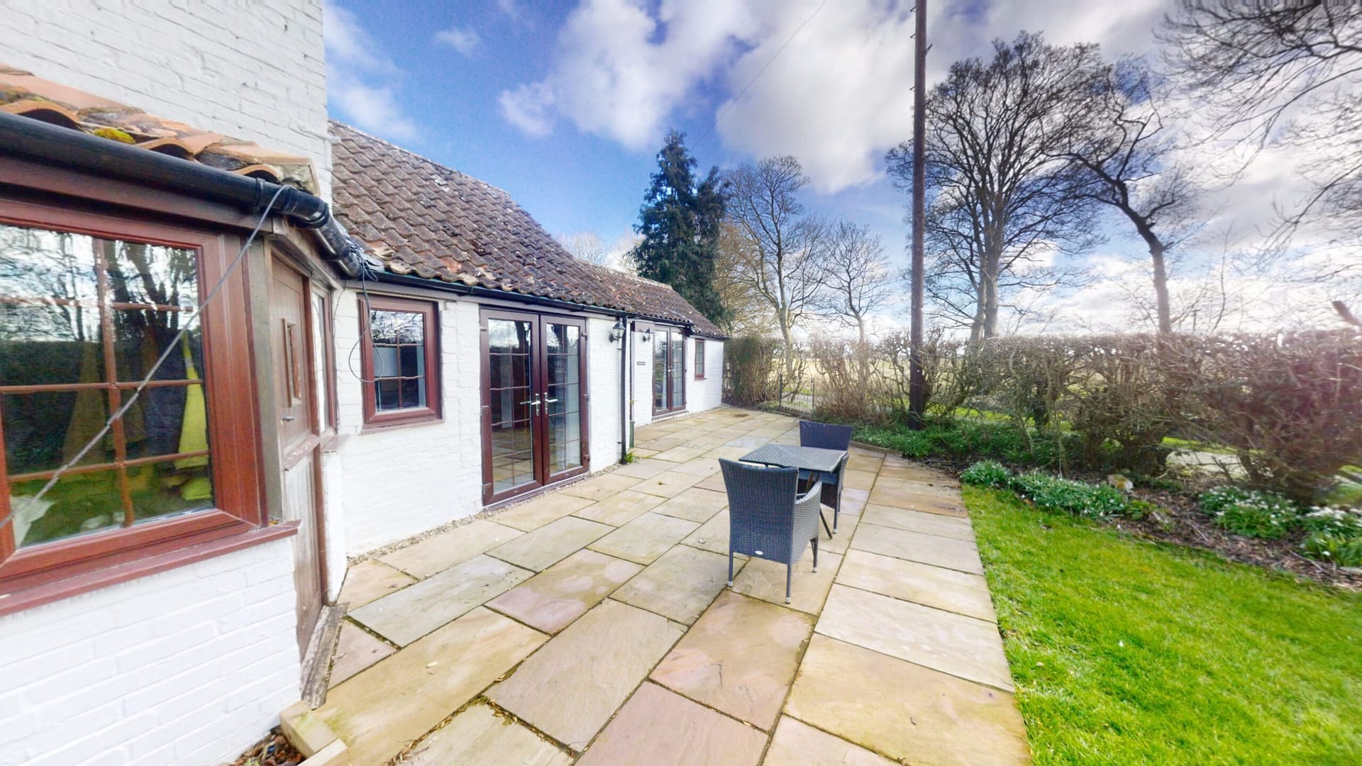 Cart house one bedroom cottage Pickering